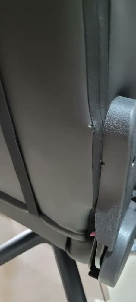 foto de Cadeira Gamer ThunderX3 TGC12 Ergonômica Reclinável Preto/Azul