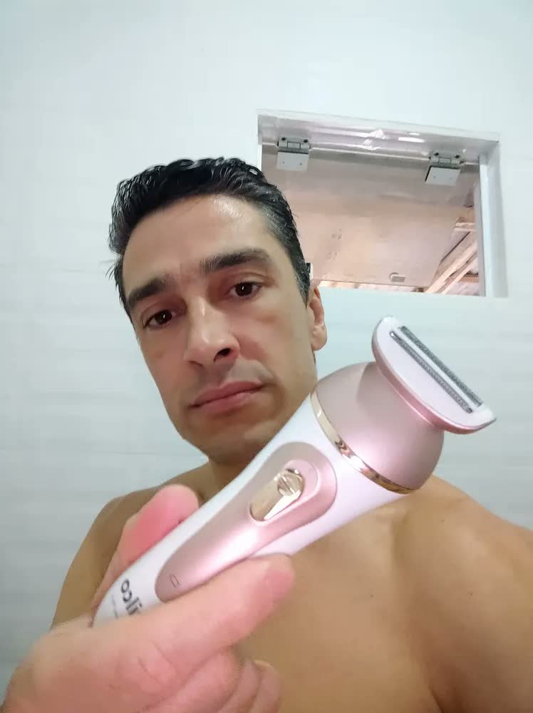 foto de Depilador Philco Aqua Deluxe Plus Pdp02r Cor Branco/Rosa