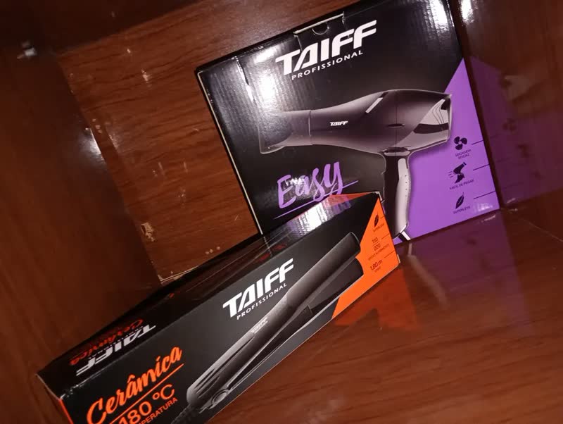 foto de Kit Chapinha 180º Cerâmica Secador 1700w Profissional Taiff