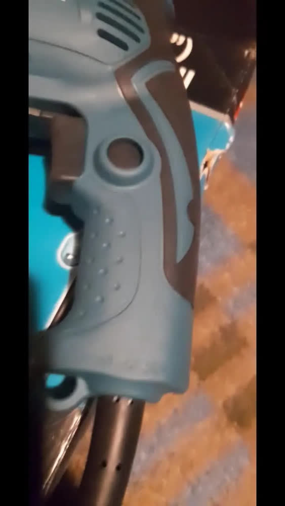 foto de Furadeira de impacto 1/2pol 710W HP1630 Makita