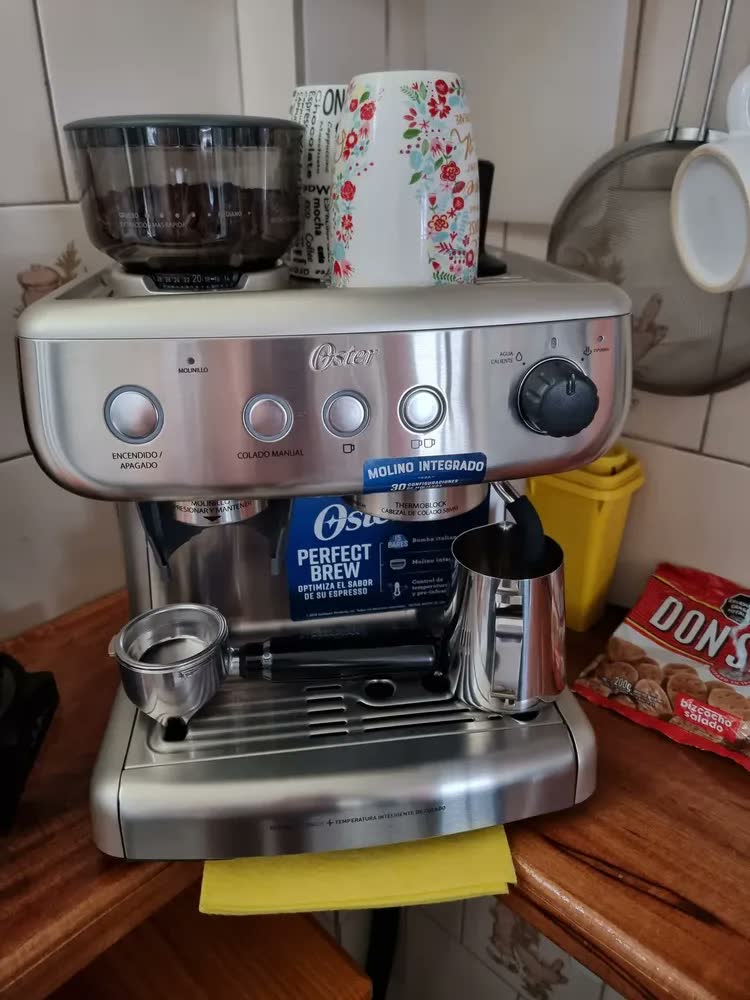 foto de Cafeteira Espresso Oster Xpert Perfect Brew Cor Aço inoxidável
