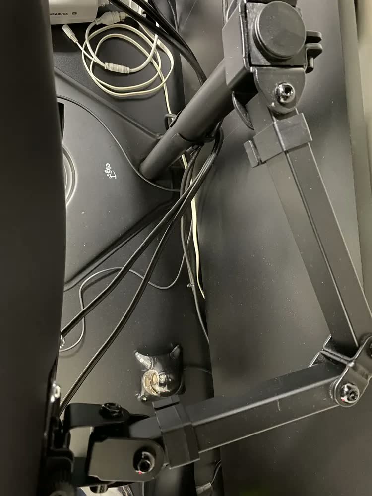 foto de Suporte Duplo ELG T1224n De Mesa Para Monitor 17 Até 32 Cor Preto