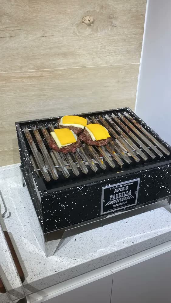 foto de Churrasqueira Apolo Parrilla Mini Esmaltada Weber