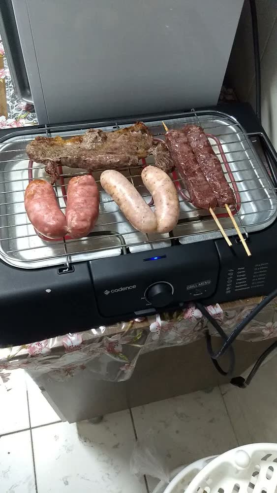 foto de Churrasqueira Elétrica Grill Menu Grl810 Cadence
