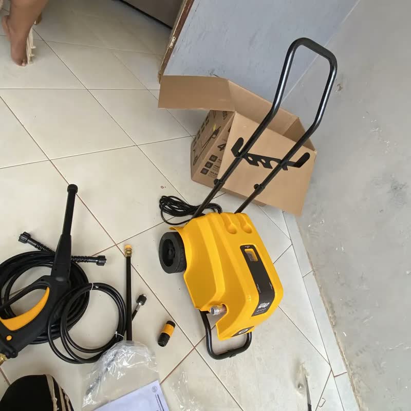 foto de Lavadora De Alta Pressão Profissional Motor Indução Wap 4100