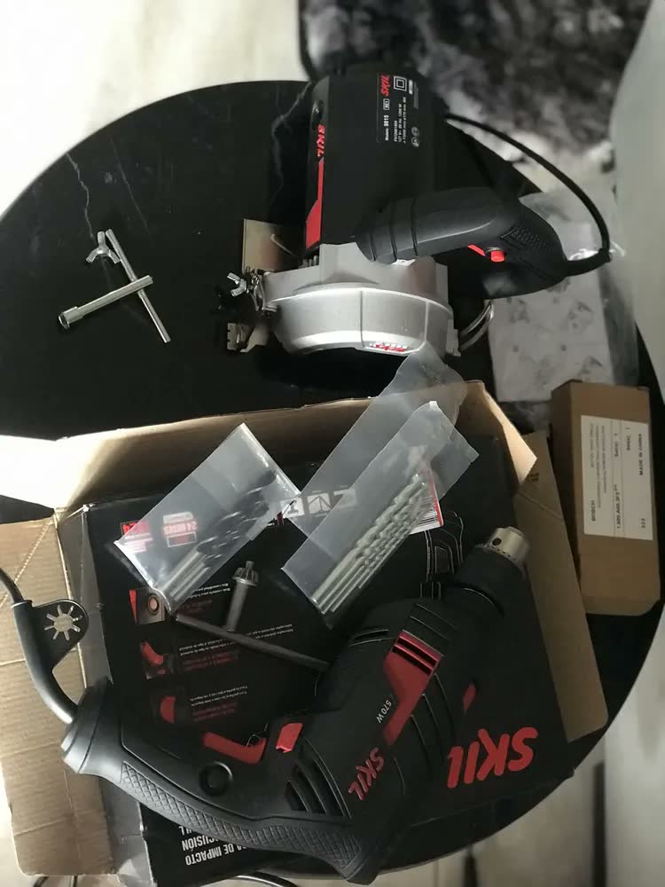 foto de Furadeira De Impacto Parafusadeira Elétrica De 13mm Skil 6555 570W Com Caixa De Papelão