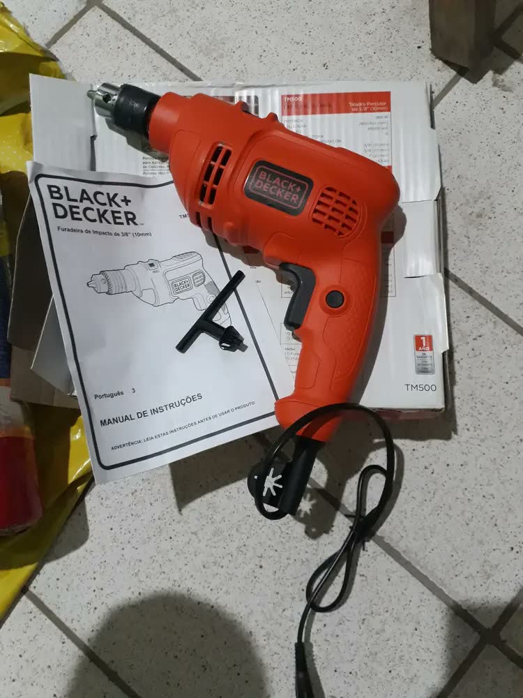 foto de Furadeira Impacto 3/8 Pol. + Maleta Tm500k Black+decker Cor Laranja Frequência 60 Hz