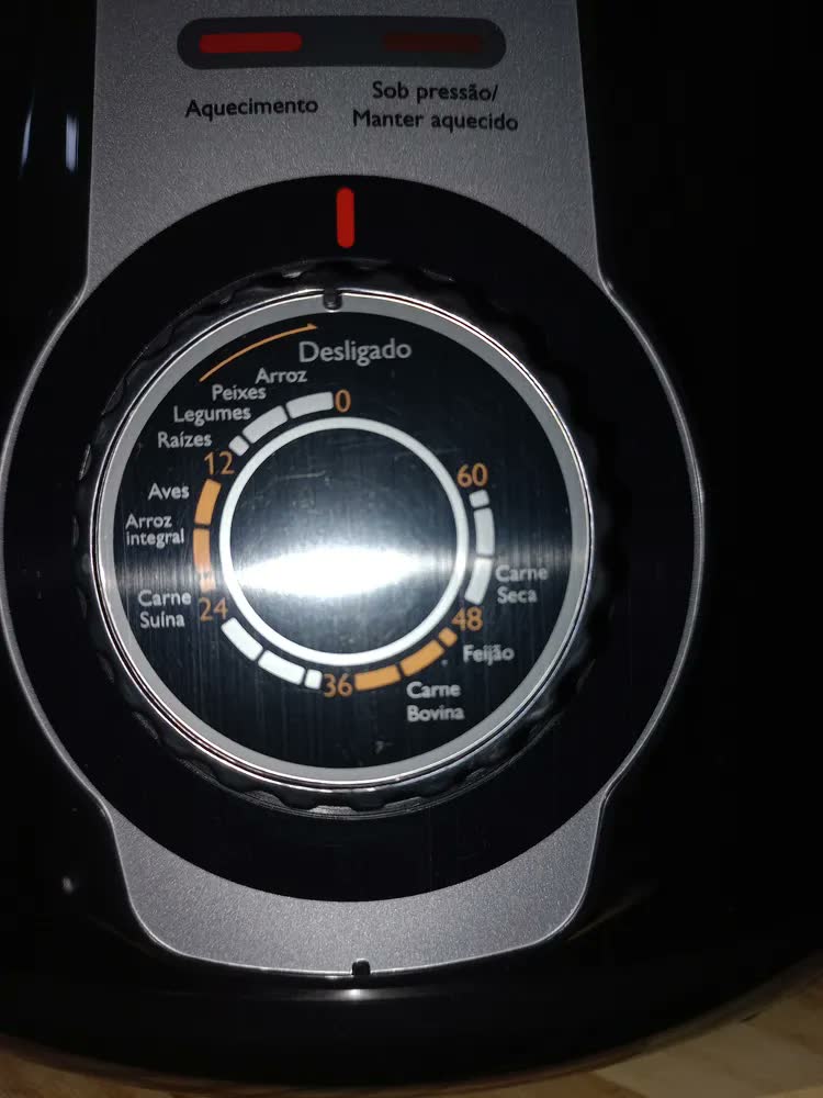 foto de Panela De Pressão Elétrica Walita Daily Philips Ri3103 Metal Cor Preto/Prata Frequência 60 Hz