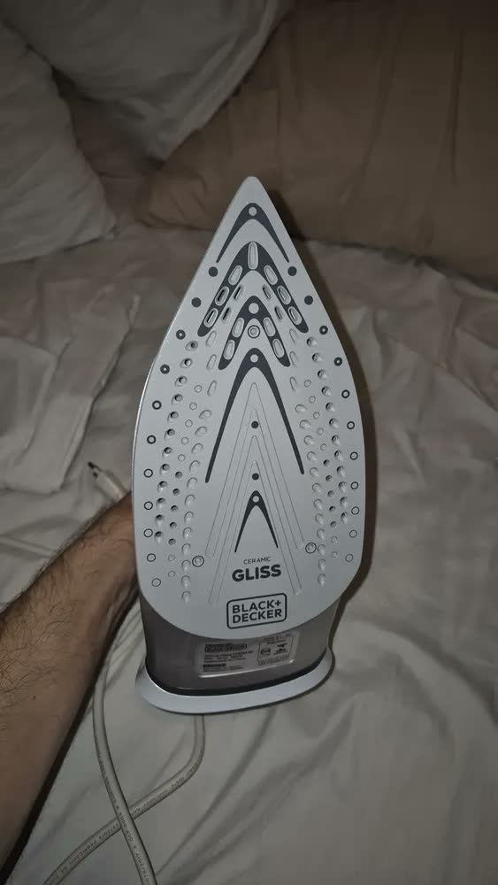 foto de Ferro de passar Black Decker Fx3060 127V