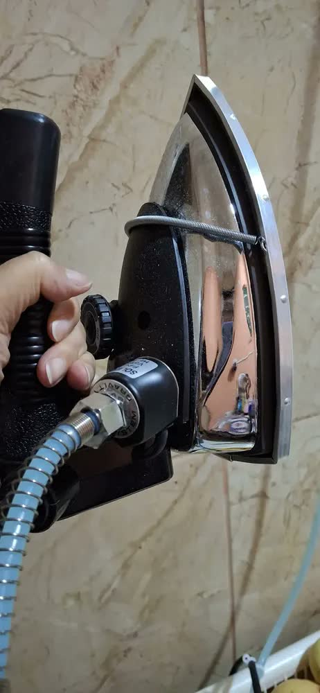 foto de Ferro de passar a vapor ES-94A 1000W Lanmax