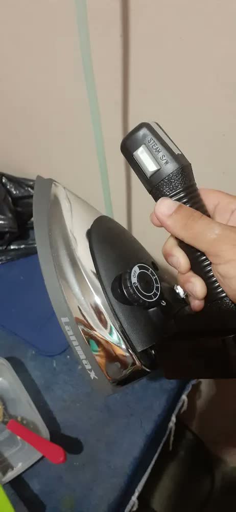 foto de Ferro de passar a vapor ES-94A 1000W Lanmax