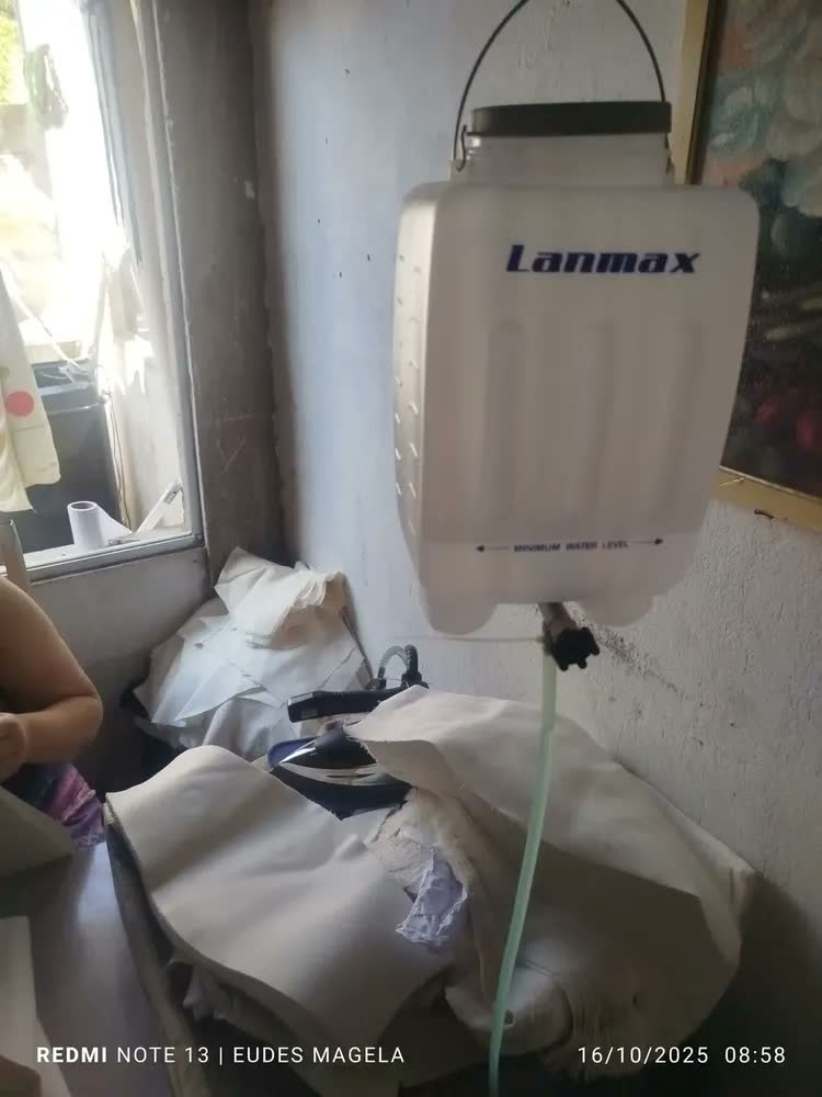 foto de Ferro de passar a vapor ES-94A 1000W Lanmax