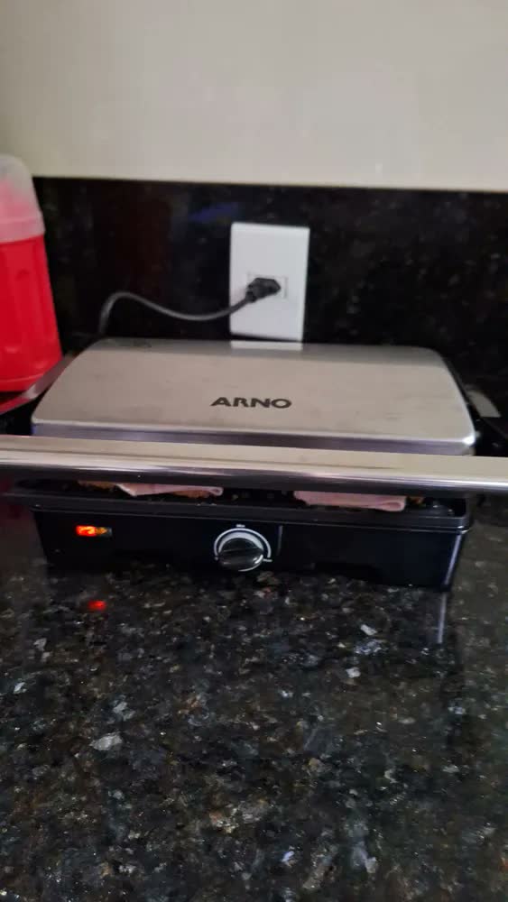 foto de Grill Arno Dual Inox com abertura de 180° GNOX
