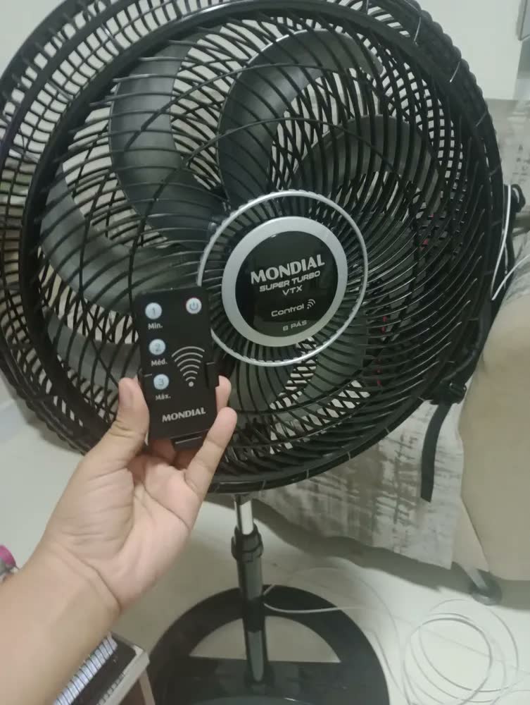 foto de Ventilador Coluna 40cm Super Turbo Tech, Mondial, 140W - VTX-40C-8P-CR