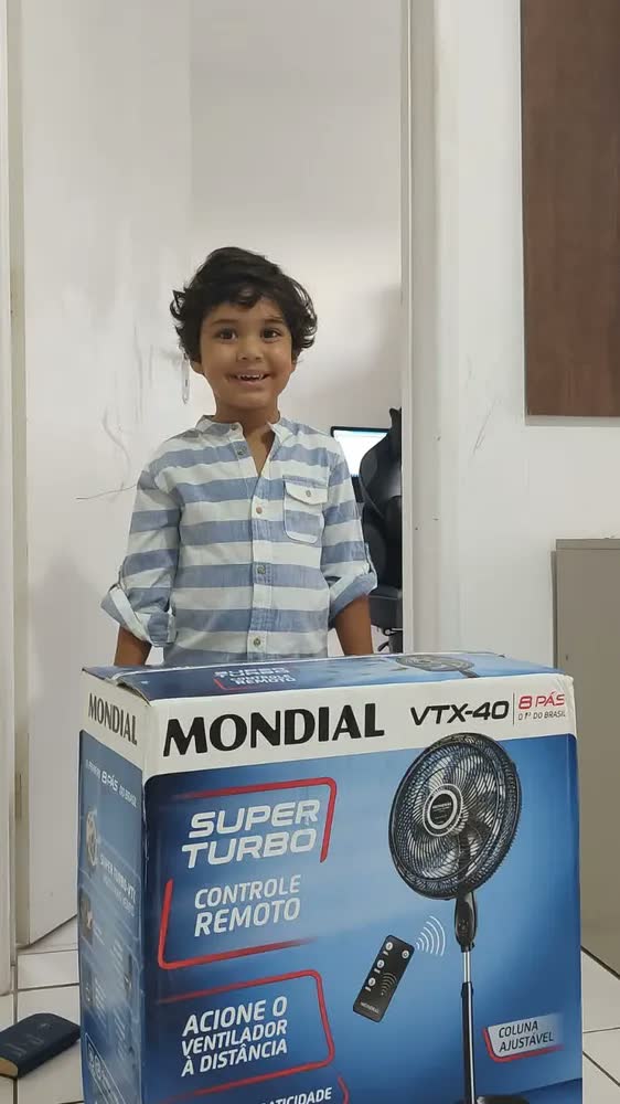foto de Ventilador Coluna 40cm Super Turbo Tech, Mondial, 140W - VTX-40C-8P-CR