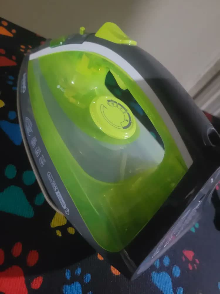 foto de Ferro A Vapor Arno Ecogliss Fec1 Cor Verde