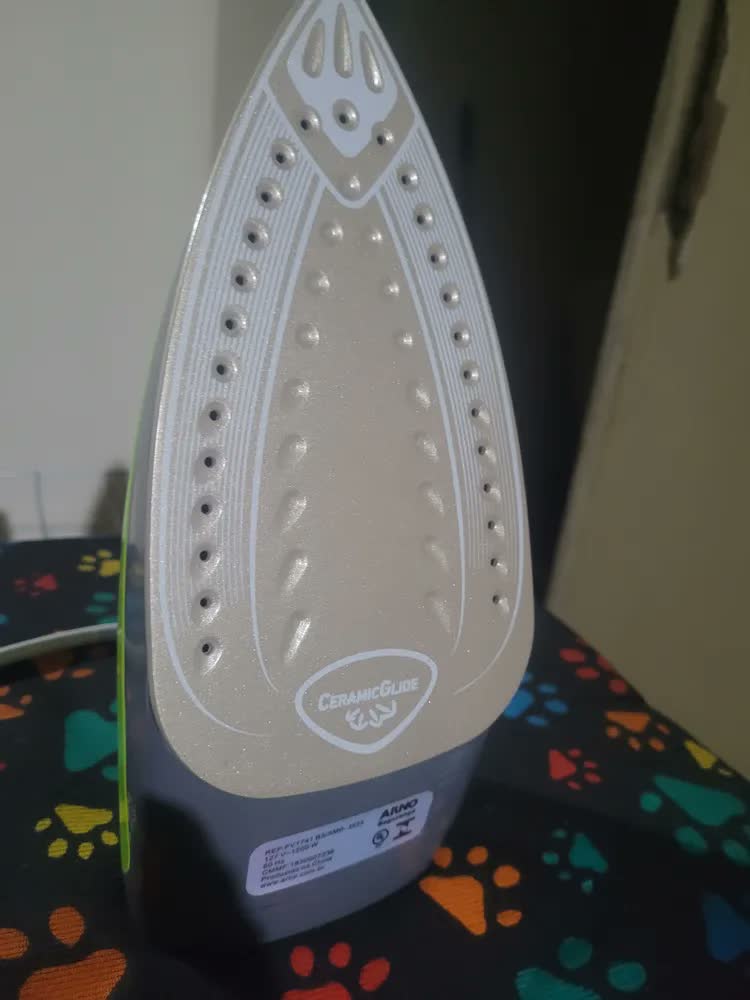 foto de Ferro A Vapor Arno Ecogliss Fec1 Cor Verde