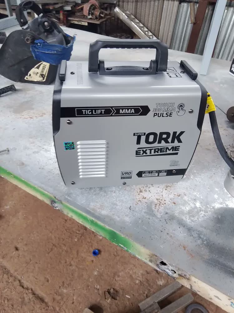 foto de Maquina De Solda Inversora Tig Mma 300 Amp Touch ITE-12300 Vrd Super Tork Cor Cinza claro Frequência 50 Hz/60 Hz