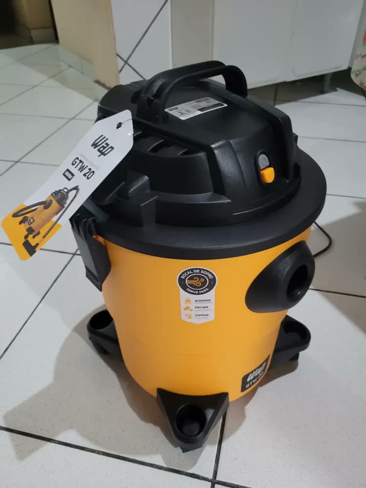 foto de Aspirador de Pó e Água Profissional WAP GTW 20 1600W