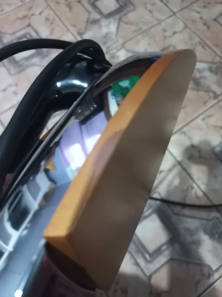 foto de Ferro De Passar Retrô Pfe01p Philco
