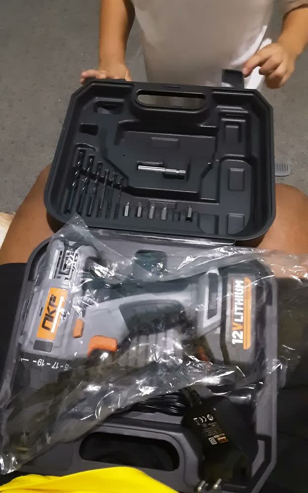 foto de Parafusadeira e Furadeira a bateria 12V + acessorios com maleta de transporte NKF FP12X Parafusadeira sem fio parafusadeira portatil furadeira portatil parafusadeira para marceneiro