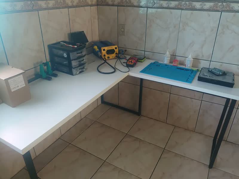 foto de Escrivaninha Netmobil Mesa de canto em L industrial aço, mdp de 150cm x 75cm x 60cm x 150cm preto