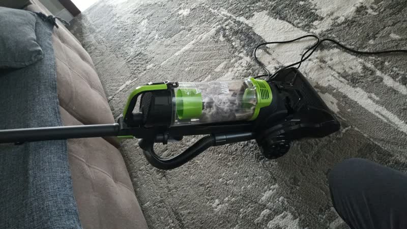 foto de Aspirador de Pó Vertical 2 em 1 WAP Life Speed 2000W de Potência e Filtro HEPA