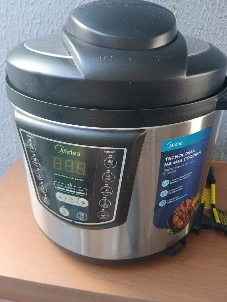 foto de Panela de Pressão Elétrica 6 L Digital Inox Midea