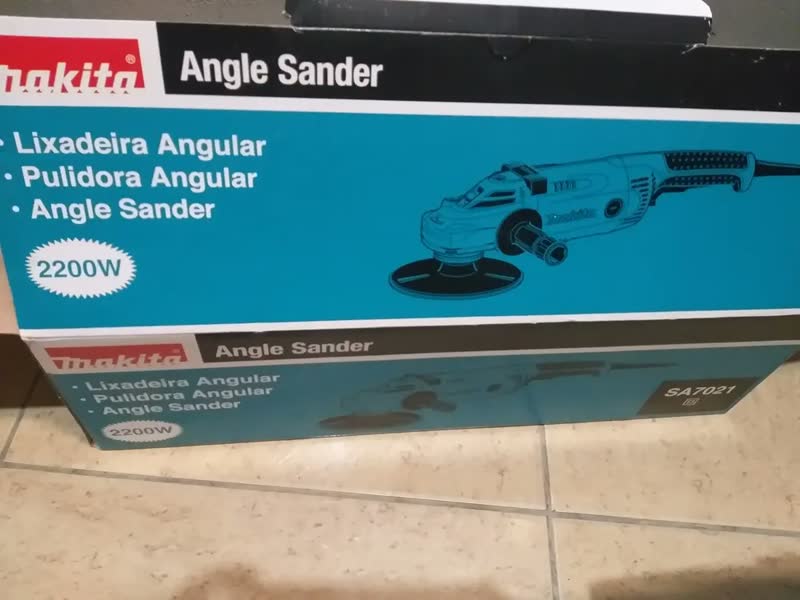 foto de Lixadeira Angular 7 2.200w Sa7021 Makita