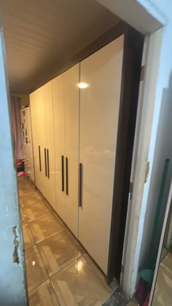 foto de Guarda Roupa Casal Valencia 6 Portas 6 Gavetas