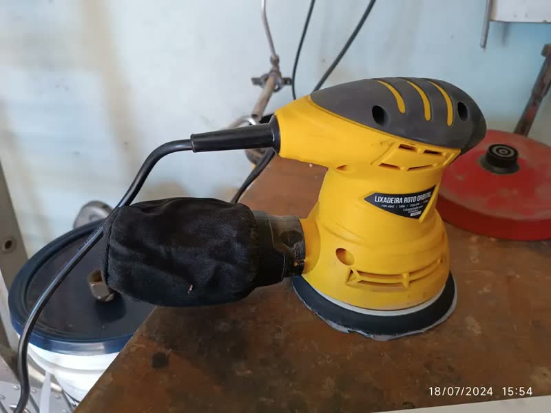 foto de Lixadeira Roto Orbital Charbs Ch1810 240w C/coletor Pó