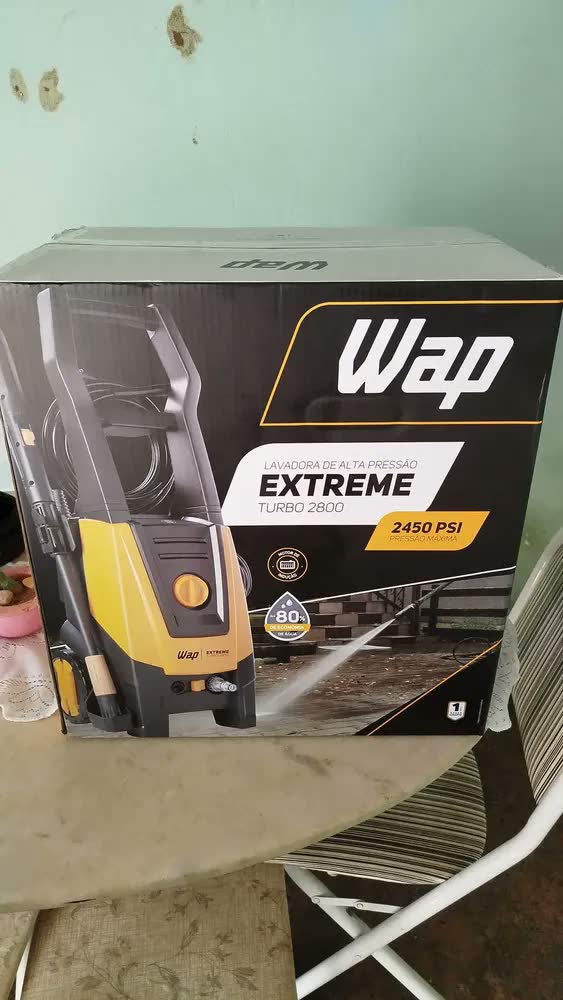 foto de Lavadora de Alta Pressão WAP Extreme Turbo 2800 com Aplicador de Detergente 1900W