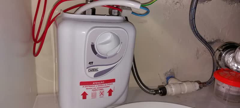 foto de Aquecedor Elétrico Cardal 4T 6400W Branco Alta Pressão 220V 4 Temperaturas