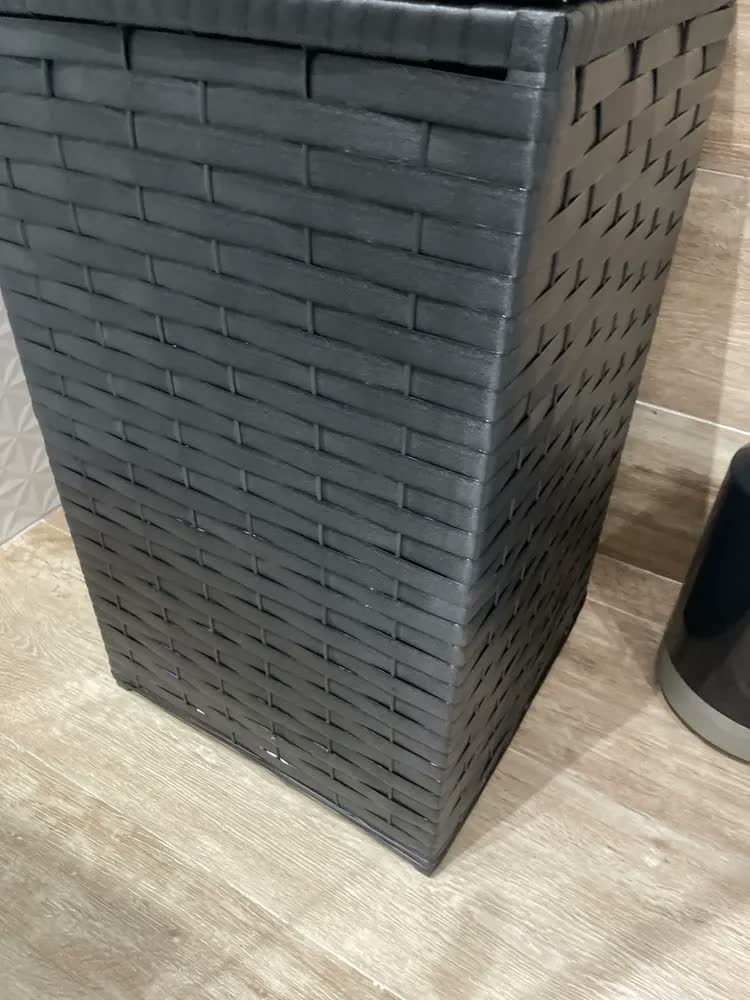 foto de Roupeiro Cesto P/roupa Suja Fibra Sintética 100lts 40x40x70