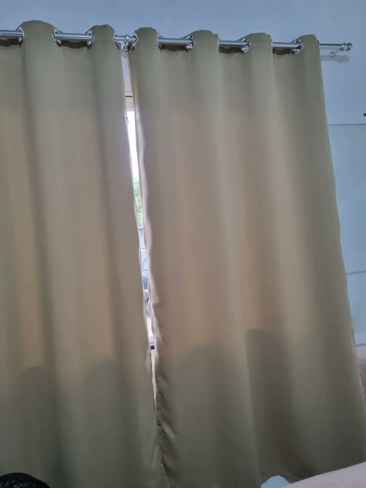 foto de Cortina Blackout Em Tecido 2 80 X 2 20 Com Ilhos