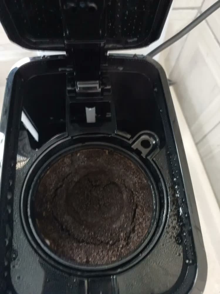 foto de Cafeteira Elétrica Inox 19 Xícaras Ocaf300 Preto Oster Preto