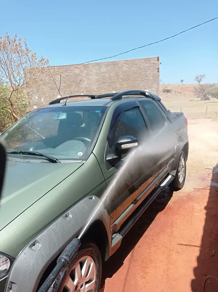 foto de Desobstruidora de Alta Pressão Wap Ousada Plus 2200 Ultra 1500W com 1750psi