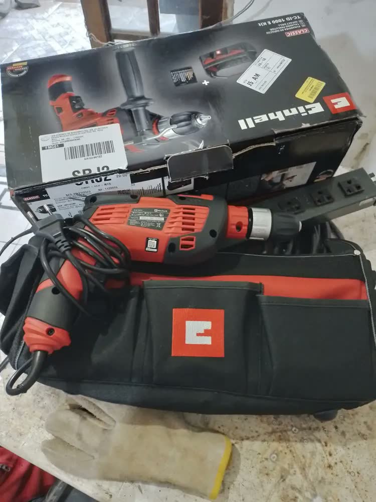 foto de Furadeira De Impacto Einhell Tc-id 1000 E Kit Frequência 60 Hz