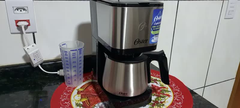 foto de Cafeteira Elétrica 1,2 Litros Ocaf650 Com Jarra Inox Cor Preto Oster 127V