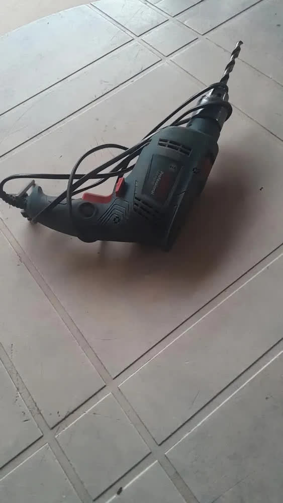 foto de Furadeira De Impacto Bosch Gsb 550 Re 1/2