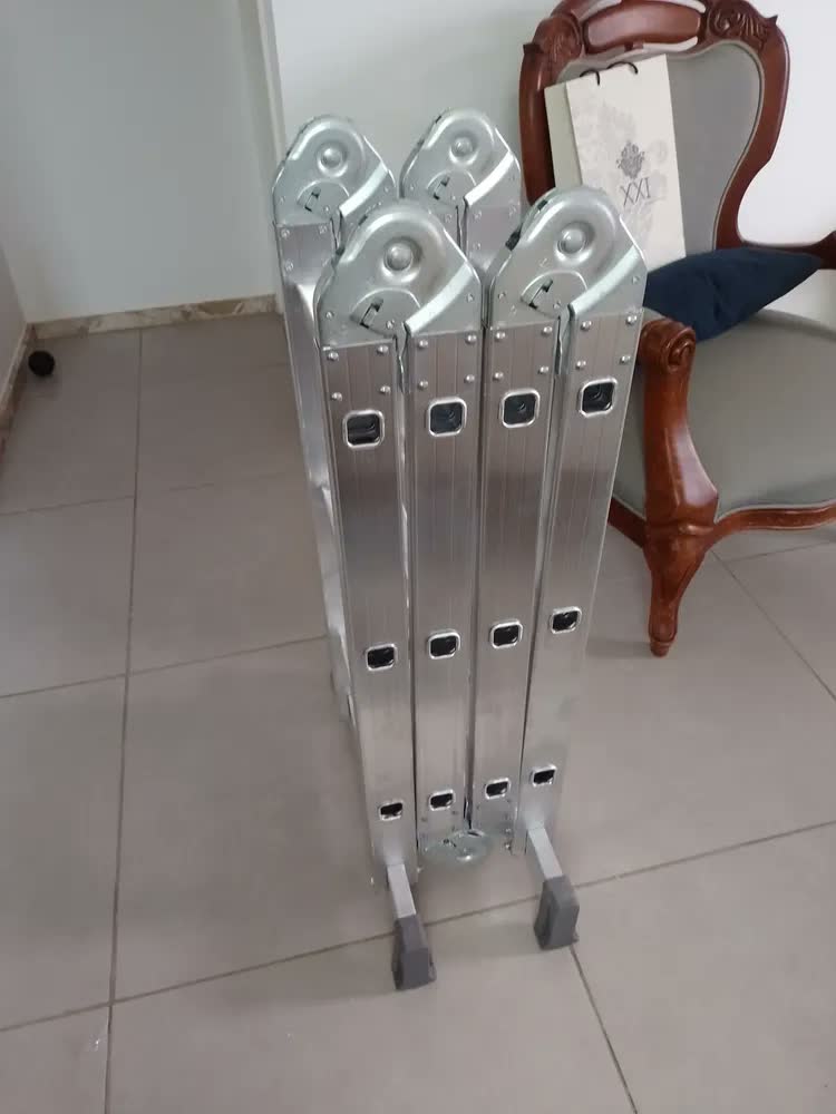 foto de Escada Articulada 4x3 Alumínio 3,40m 12 Degraus – Reisam