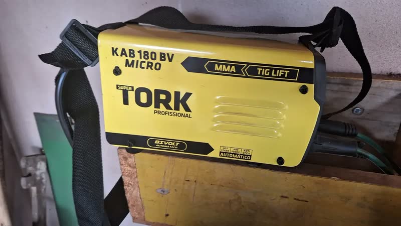 foto de Inversora Solda Kab 180 M Mma Tig Mascara Automatica Cor Amarelo/Preto