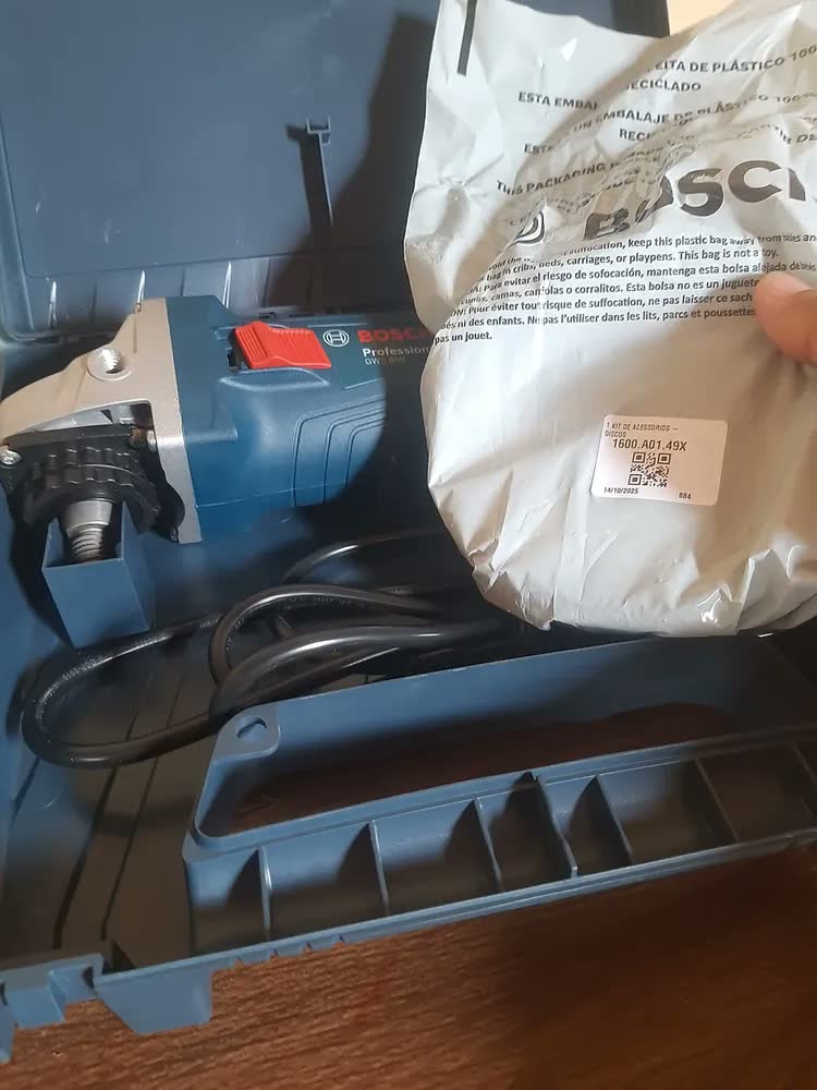 foto de Esmerilhadeira Angular 850w GWS-850 Azul Bosch Mais 3 discos