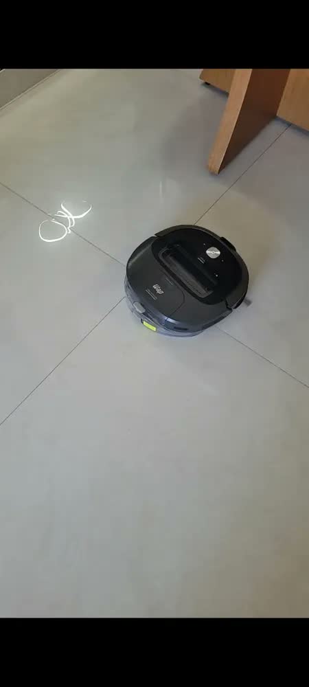 foto de Robô Aspirador De Pó Wap Robot Wconnect Wifi Alexa E Google Preto