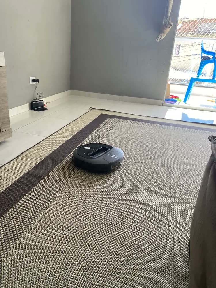 foto de Robô Aspirador De Pó Wap Robot Wconnect Wifi Alexa E Google Preto