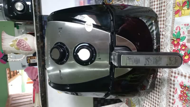 foto de Fritadeira Elétrica Mondial Grand Family 5,5l AF-55I