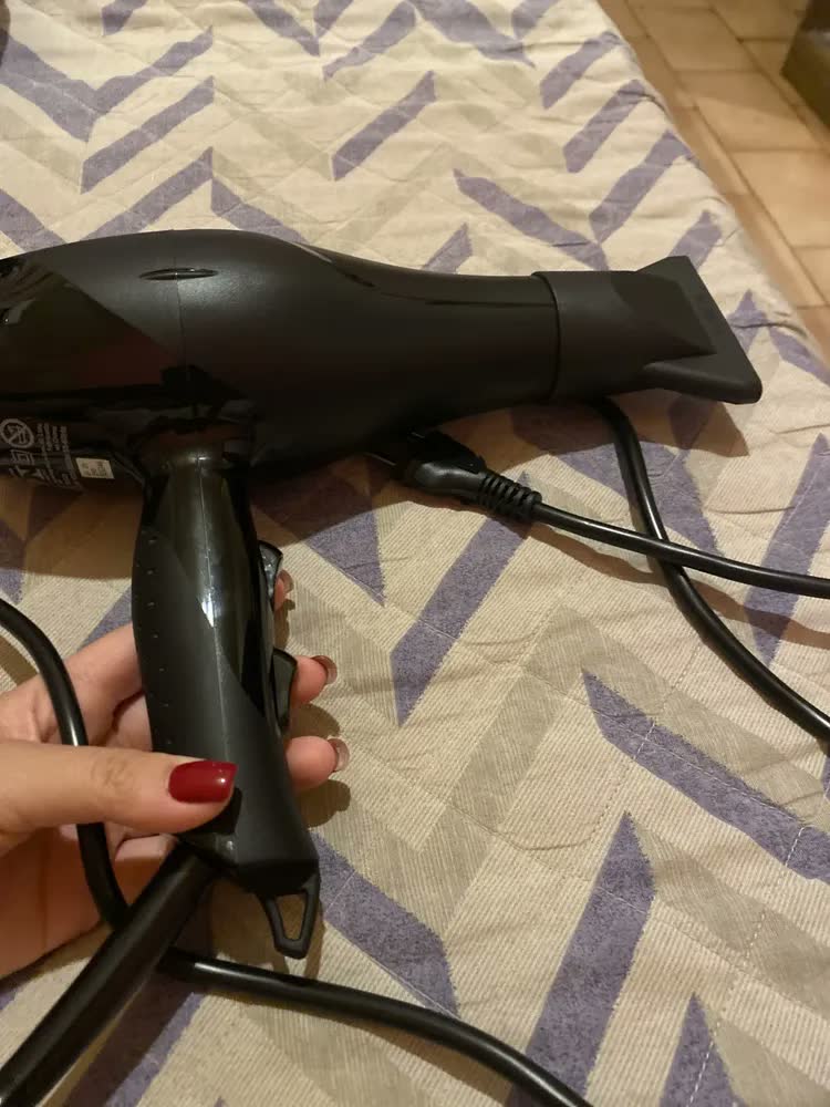 foto de Secador de cabelo TaiffClássica Black preto