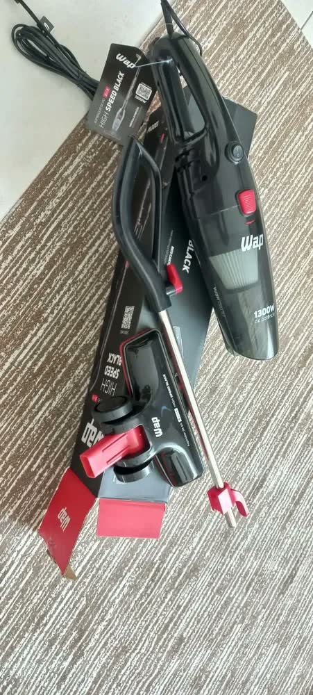 foto de Aspirador de pó vertical 2 em 1 Wap High Speed Black cor vermelho e preto