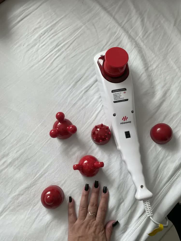 foto de Massageador elétrico portátil pelo corpo inteiro Relaxshop Profissional branco/vermelho