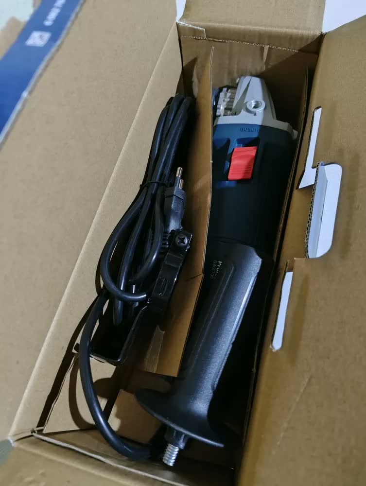 foto de Esmerilhadeira angular Bosch Professional GWS 700 azul 710 W